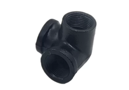 Temperguss-Rohrverschraubungen mit elektrophoretischen Seitenauslass-Winkelstücken