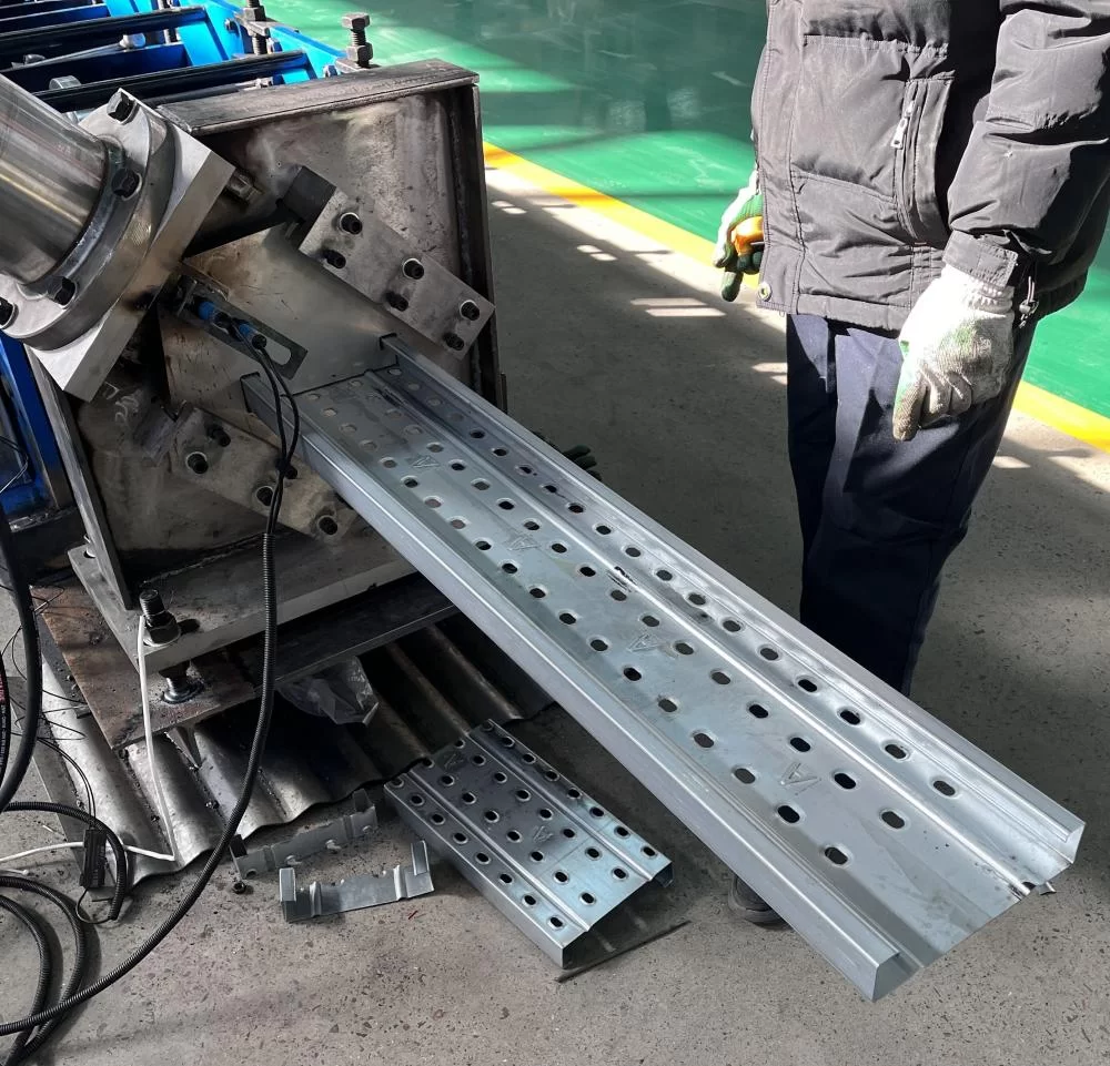 Scaffold Plank Roll Forming Machine