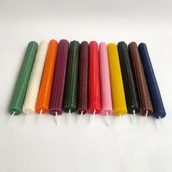 Handgerollte Wabenkerzen aus 100 % reinem Bienenwachs