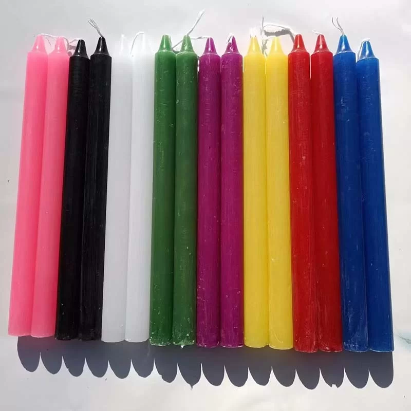 6 Stück pro Packung. Exportieren Sie Farbkerzen in den Kongo-Afrika-Markt
