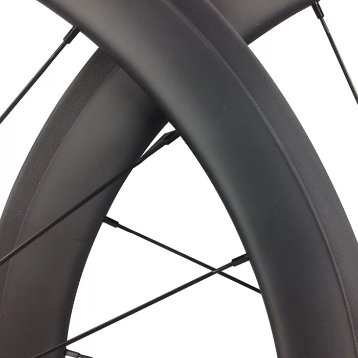 Why Carbon Bike Wheels Are the Go-To Choice for Triathletes and Time Trialists