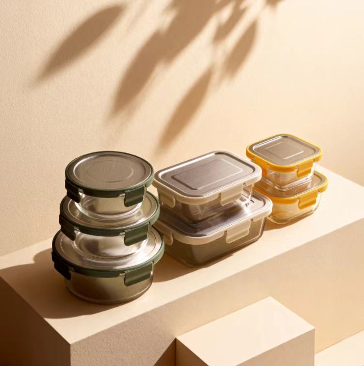 IKOO Glass Food Container with 4-Lock Stainless Steel Lid