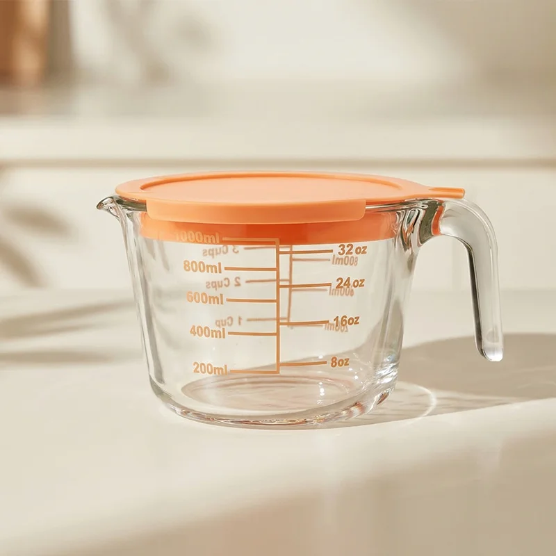 High Borosilicate Glass Measuring Cup with Lid Microwave Safe