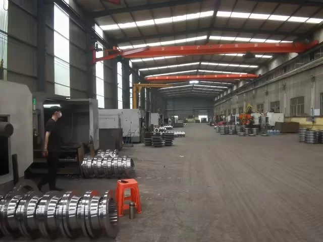 custom large hollow forging