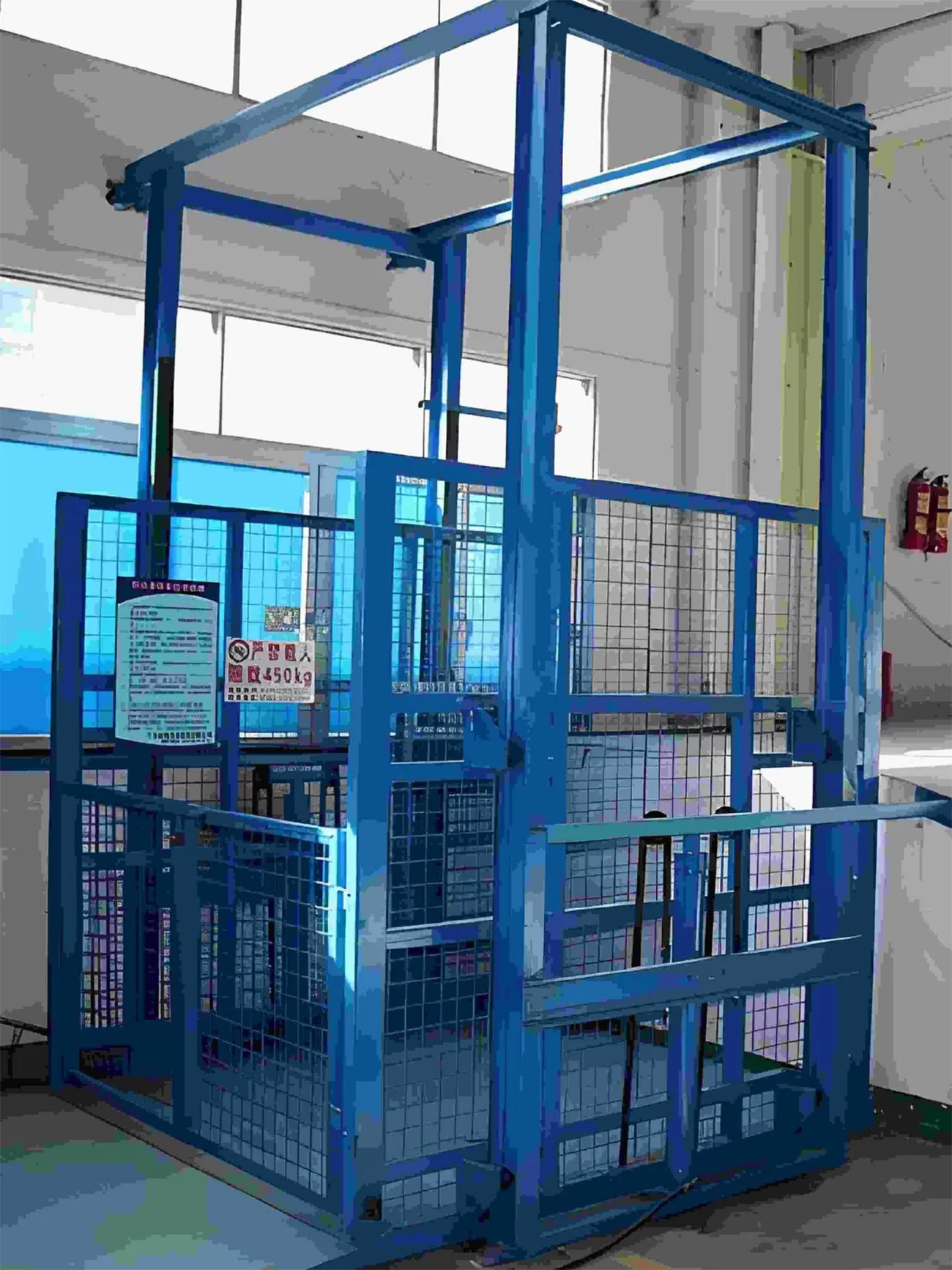 Vertical Transport Powerhouse for Smart Warehousing – Application of Hydraulic Lift Platforms in Warehouse Scenarios